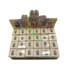 FIGURKI LABUBU W PUDEŁKIEM